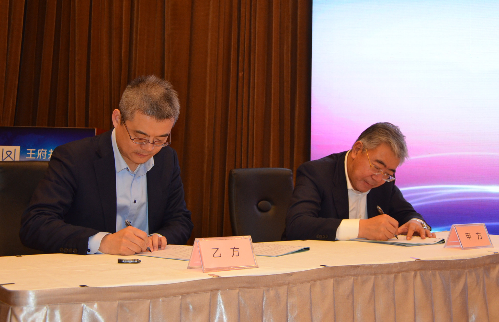 ����ϣ����williamhill(�й�)���Ĺٷ���վ